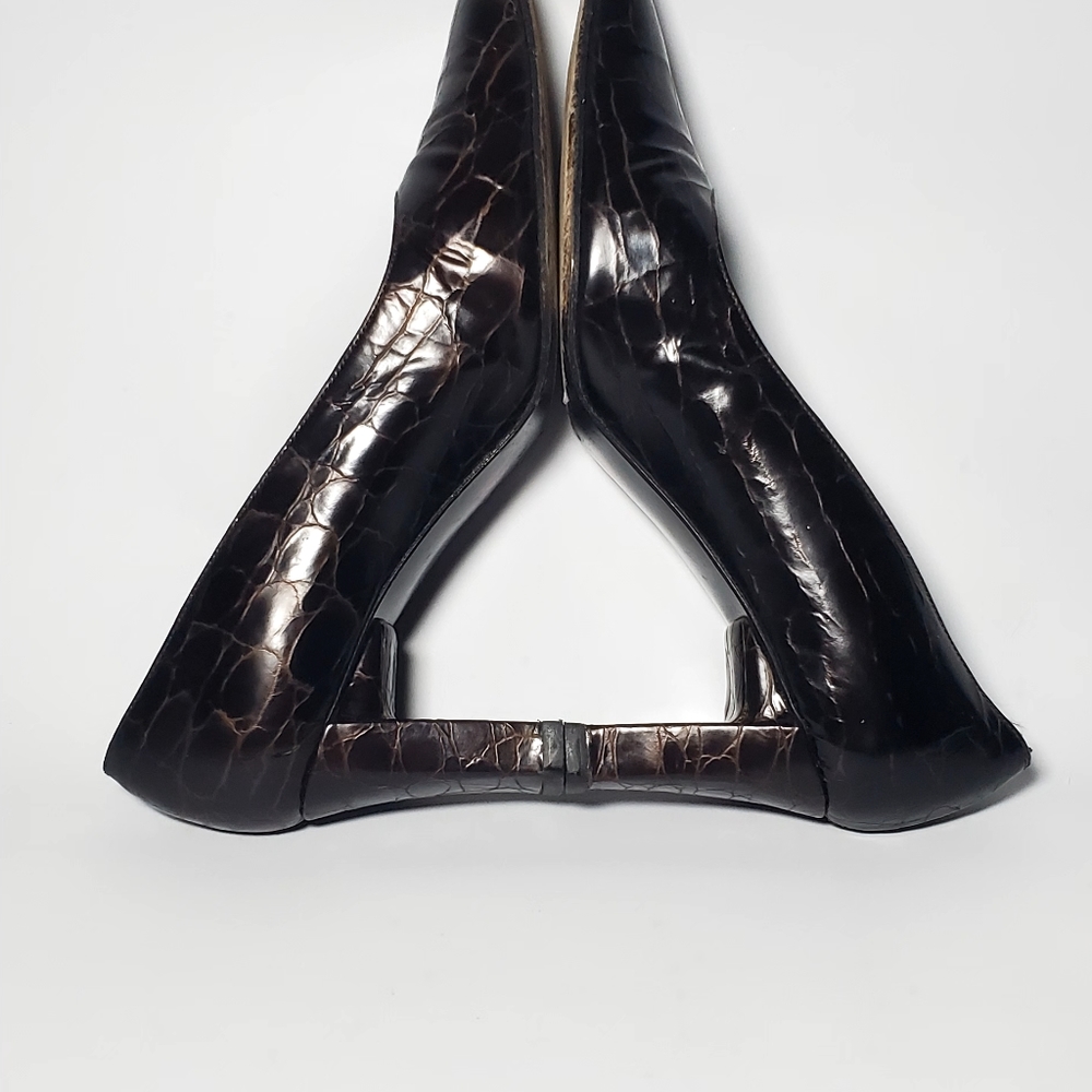 Stuart Weitzman Size 6 Crocodile Embossed Patent … - image 3